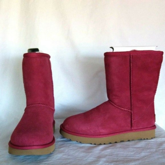 UGG Shoes - FINAL SALE UGG Classic Short II Garnet New in Box